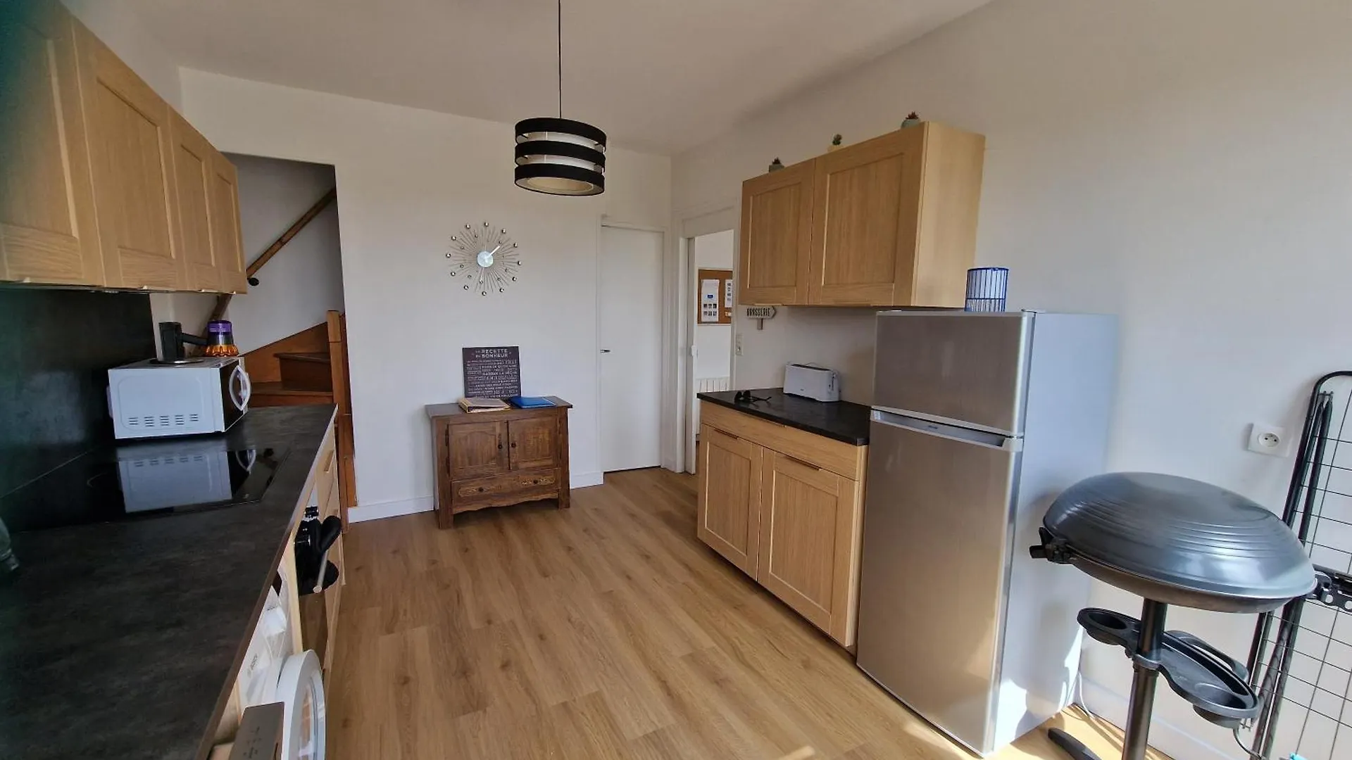 Holiday home Maison De Ville A Saint Coulomb