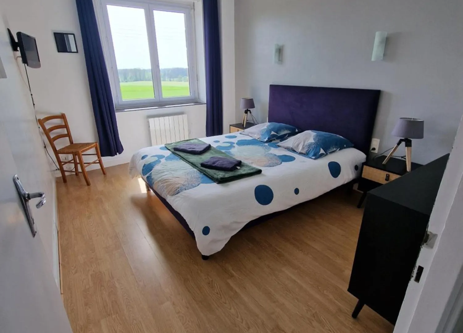 Maison De Ville A Saint Coulomb Holiday home
